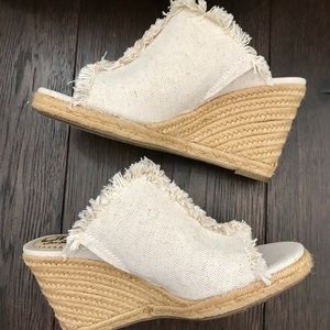 NIB Sam Edelman White Canvas Wedges